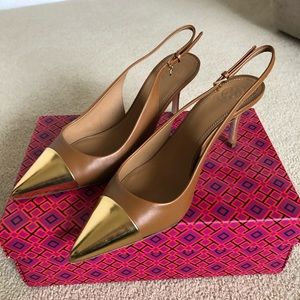 Beautiful Tan and Gold Tory Burch Heals. Size 9